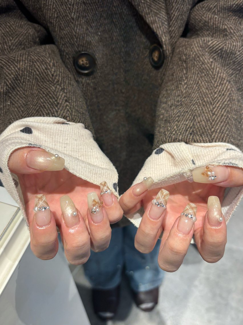 ネイル ハンドネイル 石川 萌香のネイルデザイン