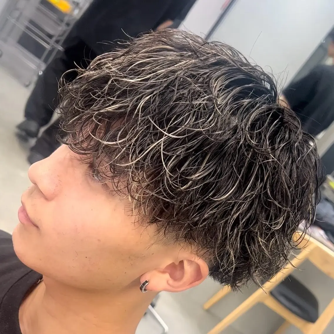 ミディアム カラー ヘアアレンジ メンズ fifth 石川 凪のヘアスタイル