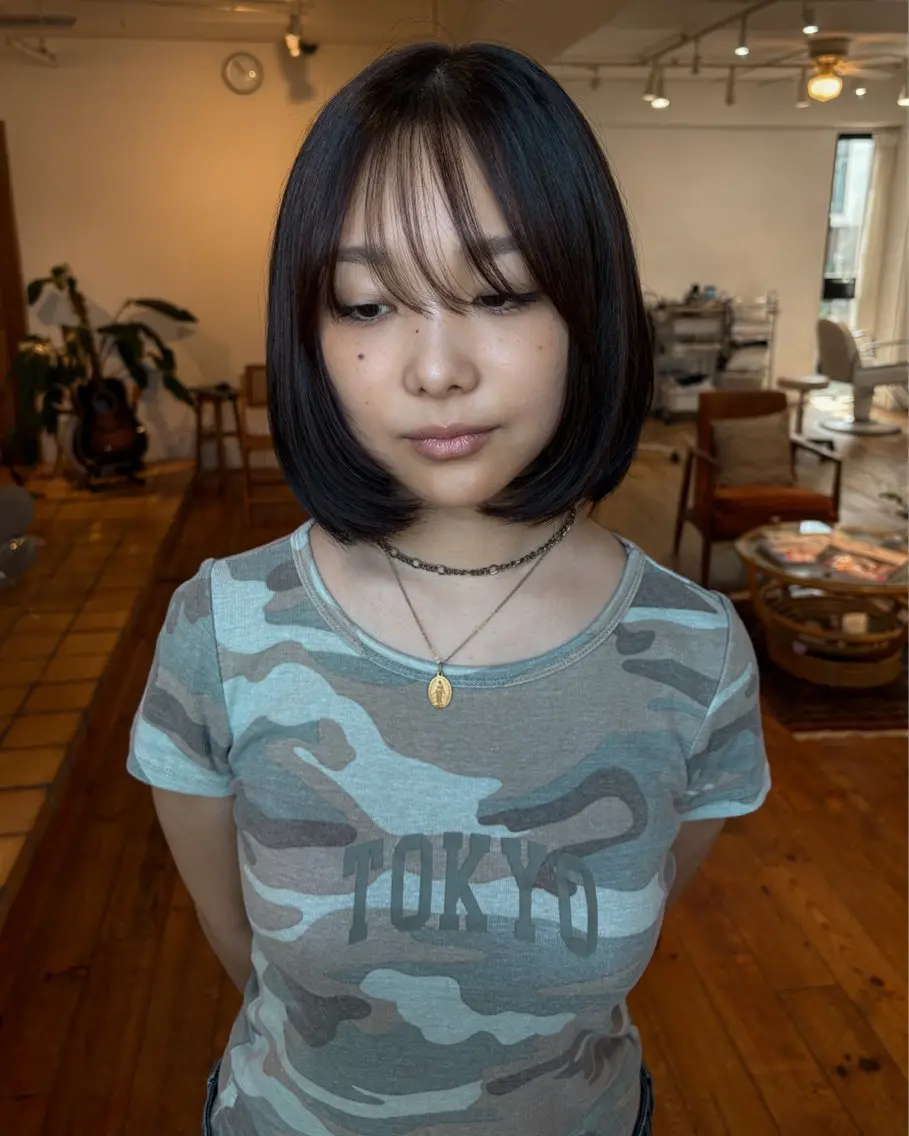ミディアム ボブ 峰尾 陽斗のヘアスタイル