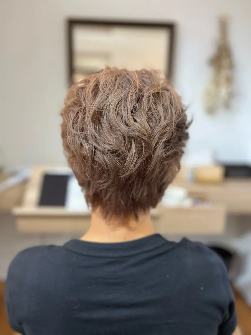 カラー メンズ ベージュカラー ダブルカラー ミルクティーベージュ ヘアカラー 【マリブ伊勢崎本店】 hiroのヘアスタイル