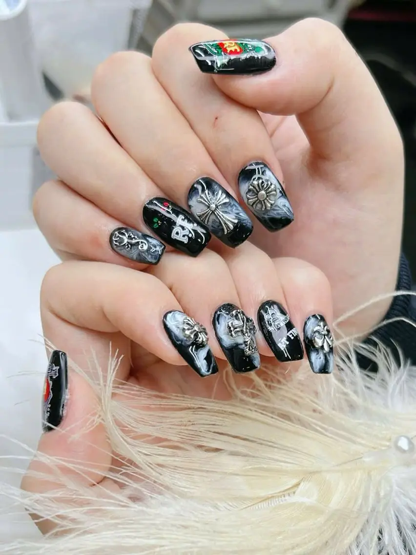ネイル アートネイル グラデーション シルバー Gold Nail はなのネイルデザイン