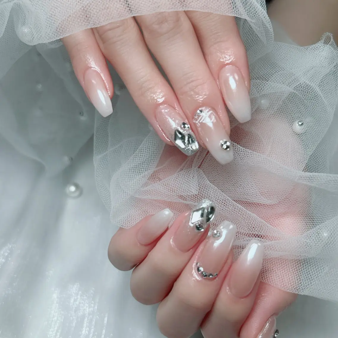 ネイル ジェルネイル マグネットネイル ニュアンスネイル 春ネイル ハンドネイル Cute Tips nailのネイルデザイン
