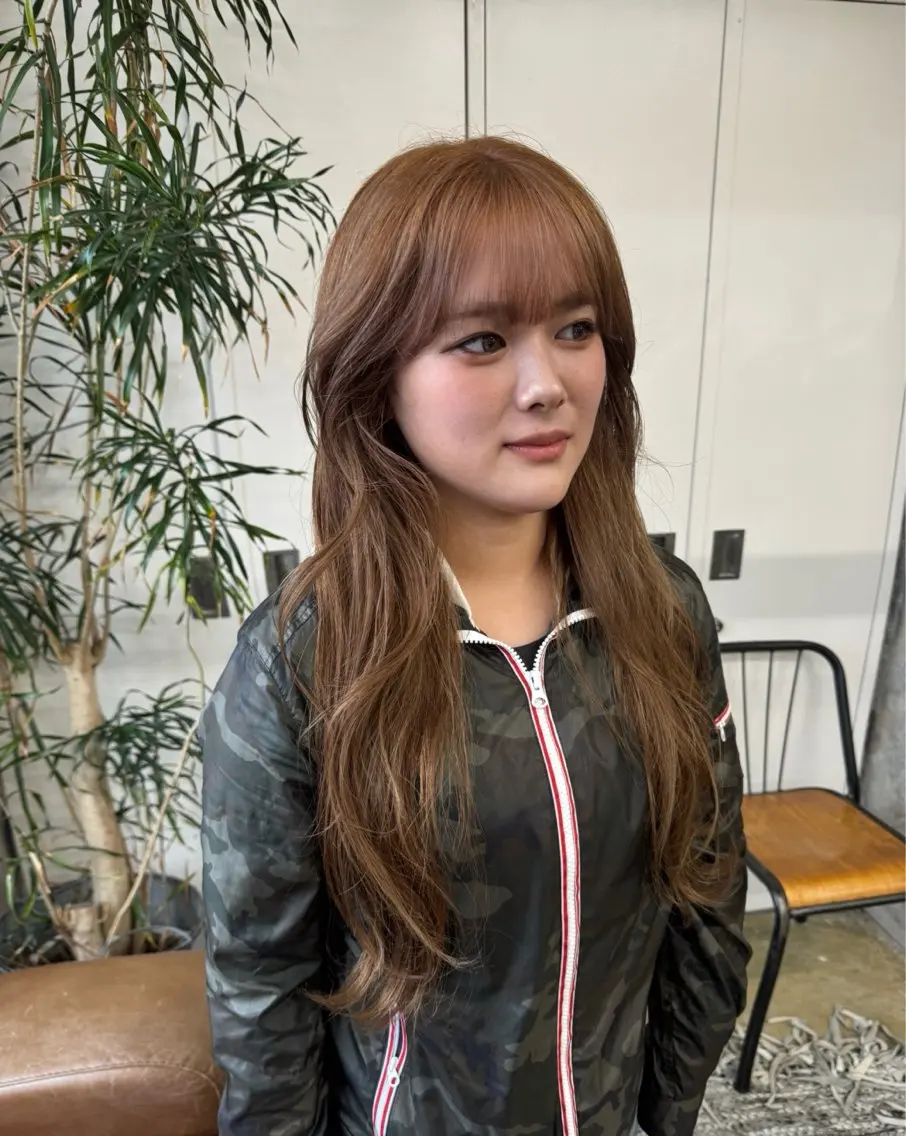 ロング カラー ブリーチ ブリーチなしカラー 森田遥奈/透明感カラ ー/似合わせカットのヘアスタイル