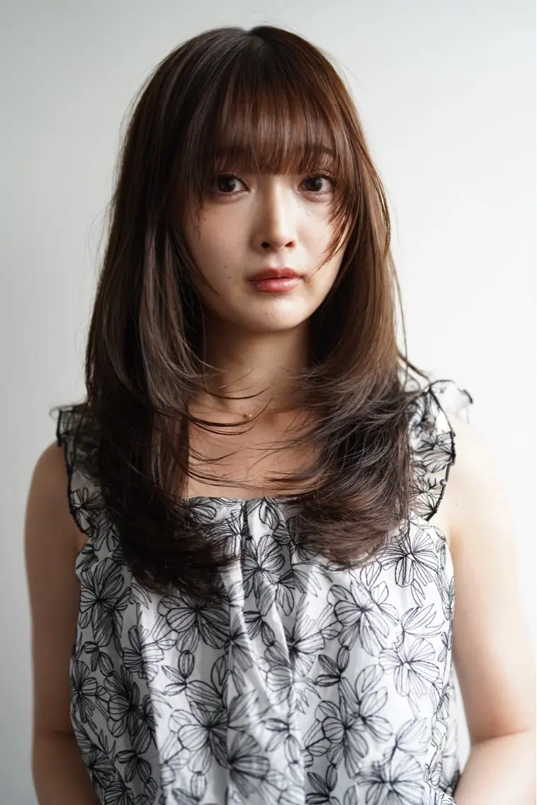 セミロング カット トリートメント 💎髪質改善💎艶髪 💎ブリーチ💎津村のヘアスタイル