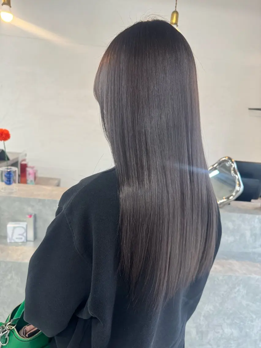 セミロング ヘアカラー トリートメント miloc🫧 MOMOYOのヘアスタイル