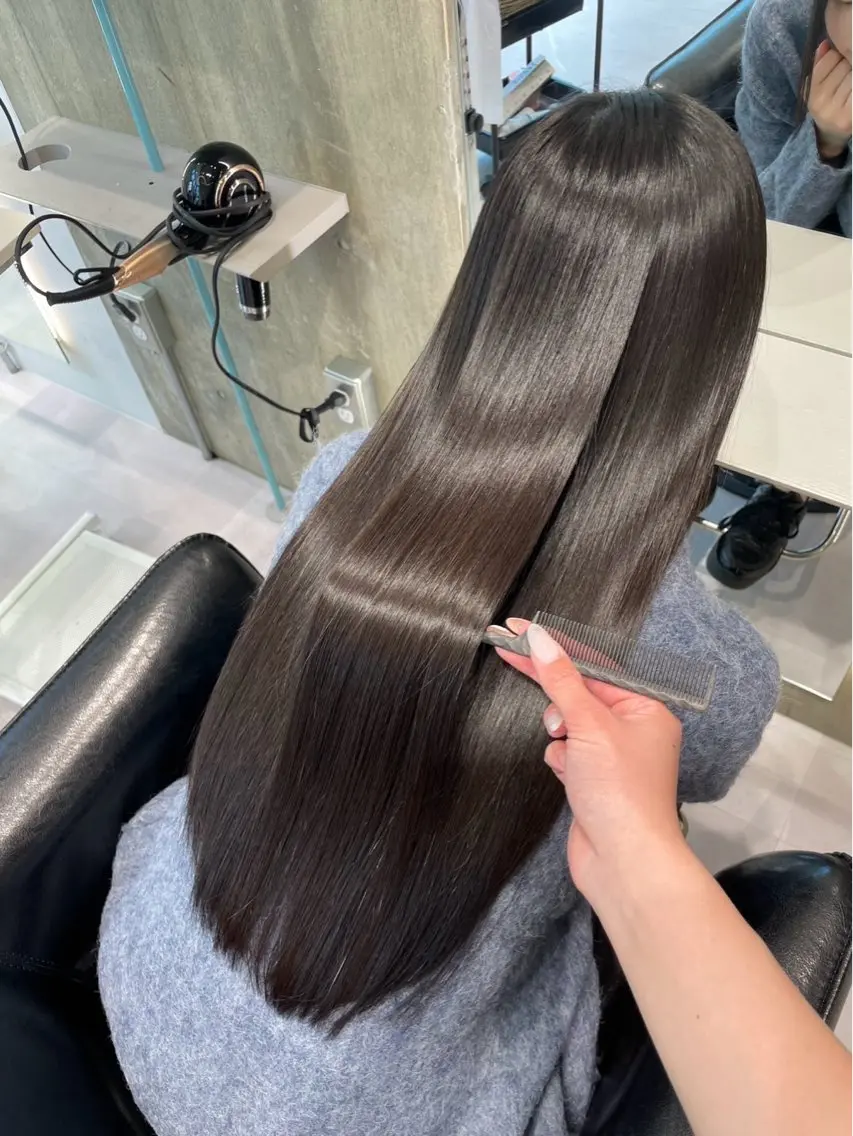 ロング 髪質改善 縮毛矯正 Lino nanaのヘアスタイル