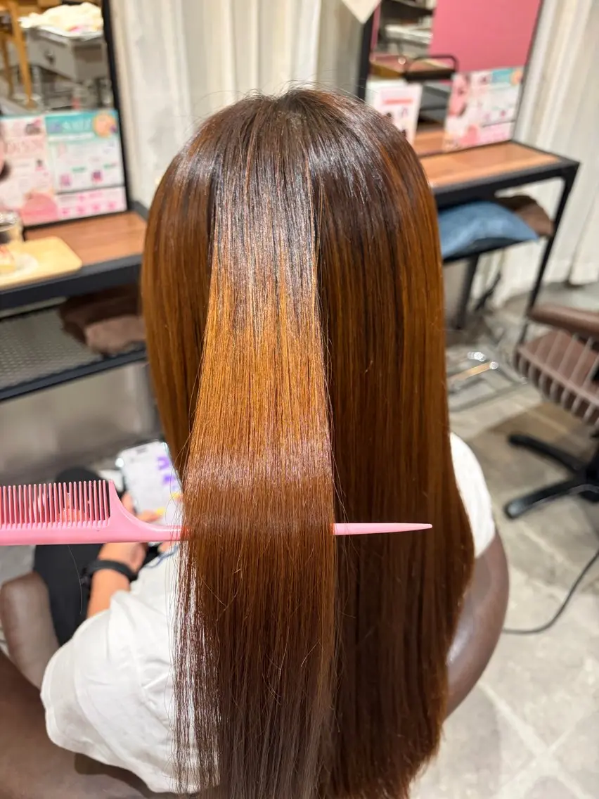 セミロング 縮毛矯正 LaBless うえのあかねのヘアスタイル