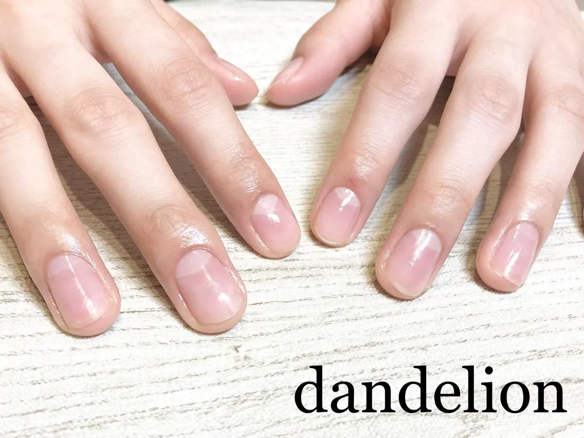 ネイル ハンドケア dandelion ダンデライオンのネイルデザイン