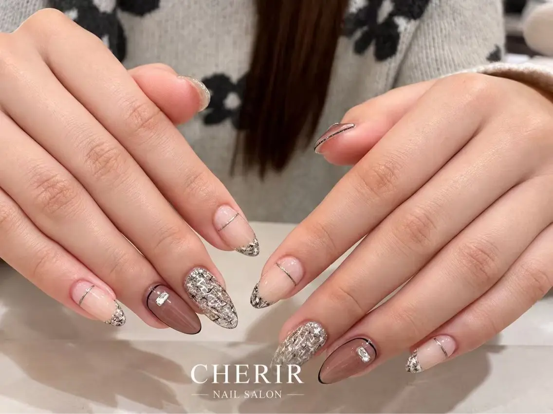 ネイル ハンドネイル CHERIR AKIのネイルデザイン
