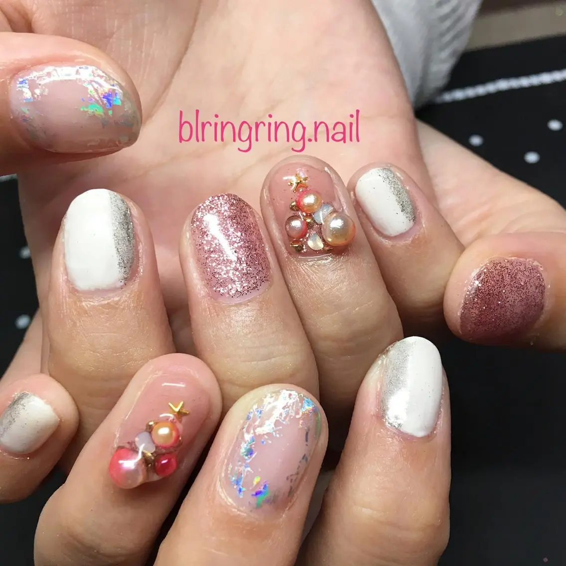 ネイル 冬ネイル クリスマス ハンドネイル 🌈KANÅKO 🌈のネイルデザイン