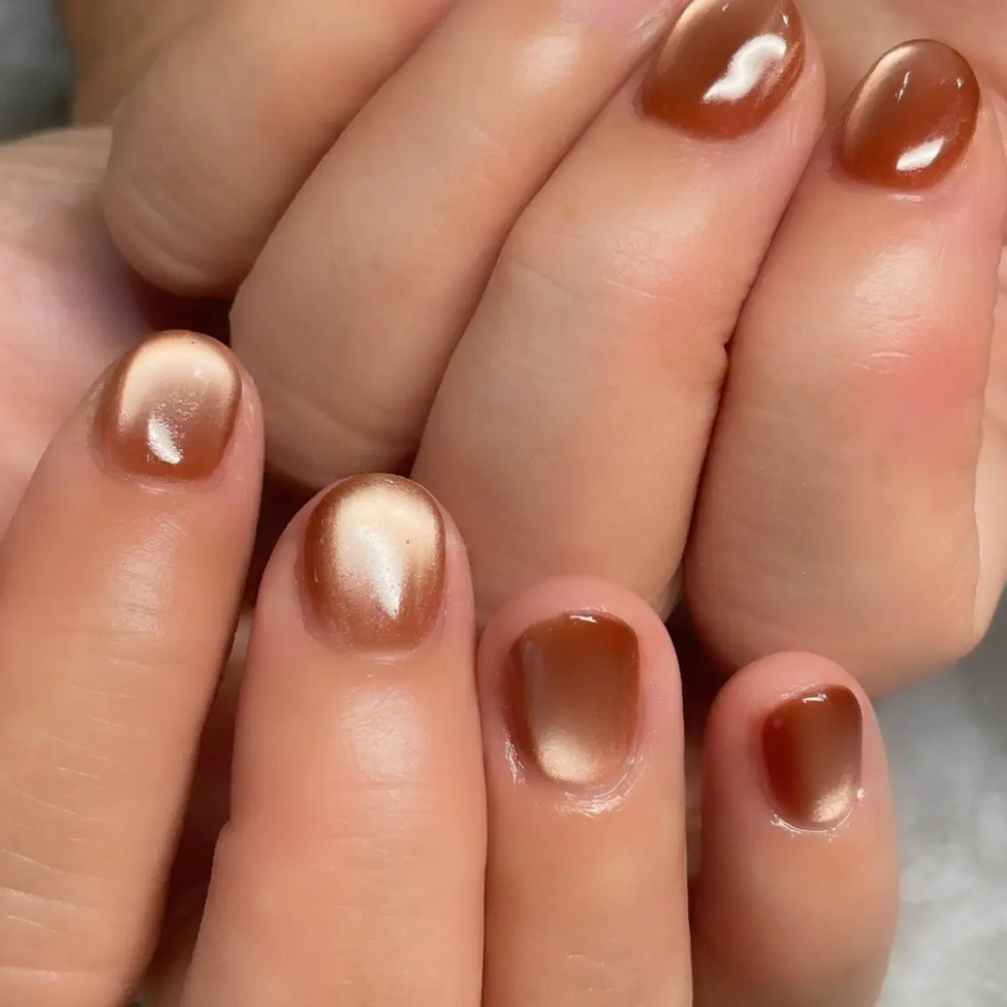 ネイル マグネットネイル ワンカラーネイル オレンジ Nail Salon Lindaのネイルデザイン