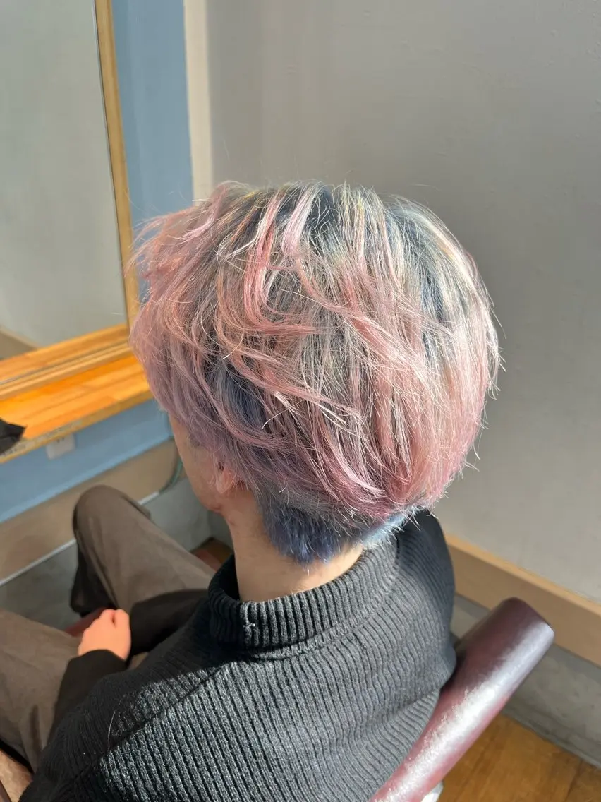 ミディアム カラー メンズ メンズブリーチ メンズインナーカラー ブリーチ ダブルカラー インナーカラー ヘアカラー トリートメント ヘッドスパ 🫧ハイトーン/ ブリーチ🫧白石航汰のヘアスタイル