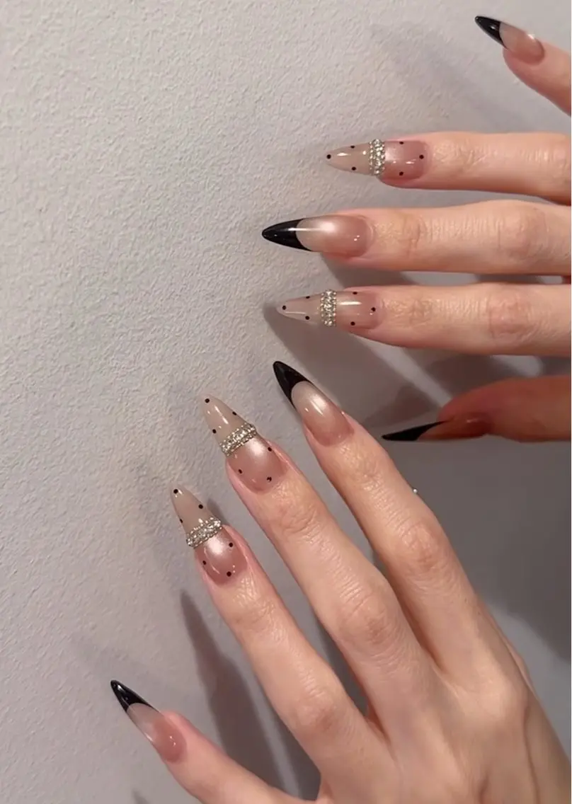 ネイル オーロラネイル チークネイル フットネイル フレンチネイル ジェルネイル ハンドネイル ハンドケア NEW NAIL💞 yukiのネイルデザイン