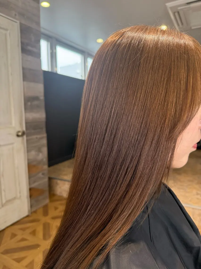 ロング カラー 吉池 理紗のヘアスタイル