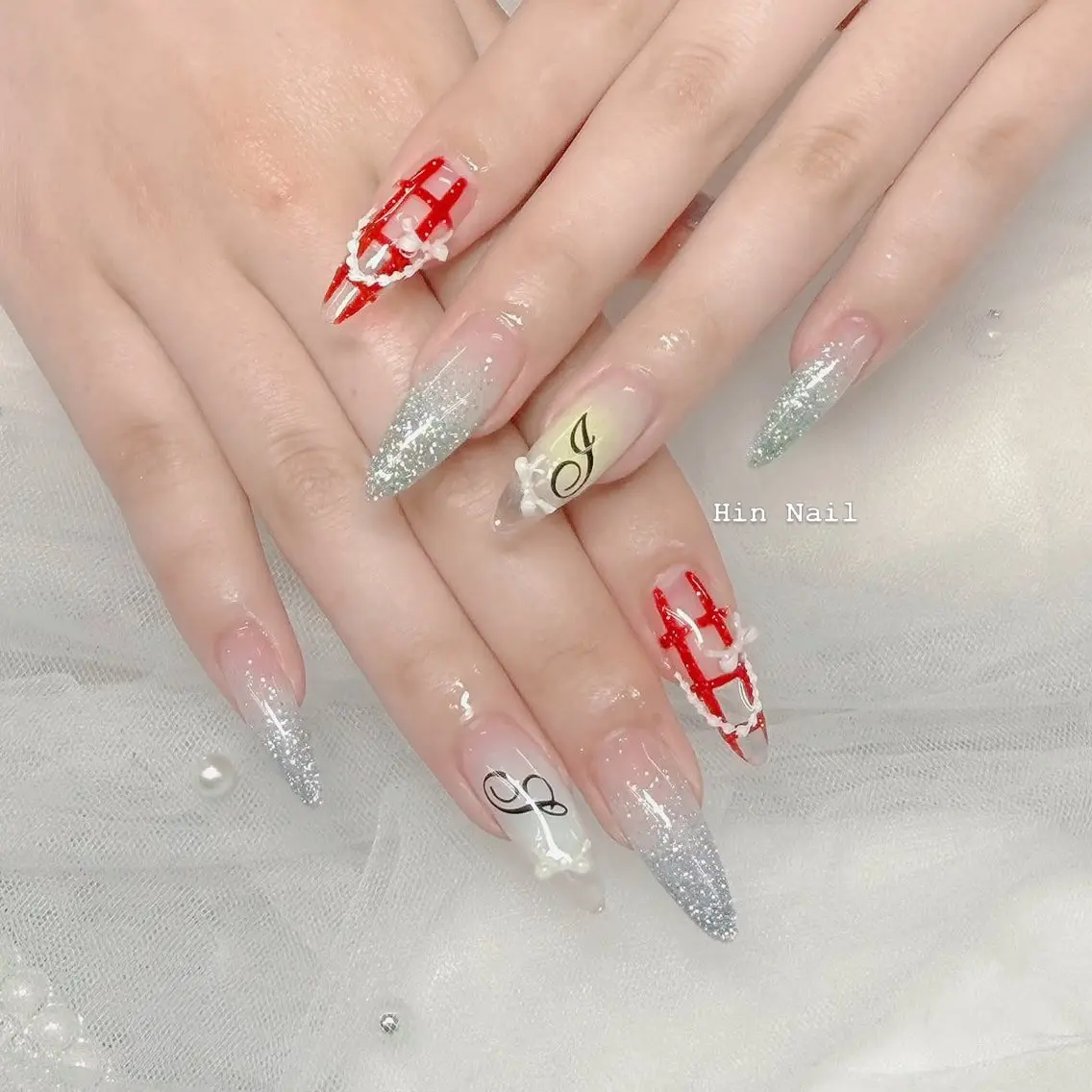 ネイル ハンドネイル HIN NAILのネイルデザイン