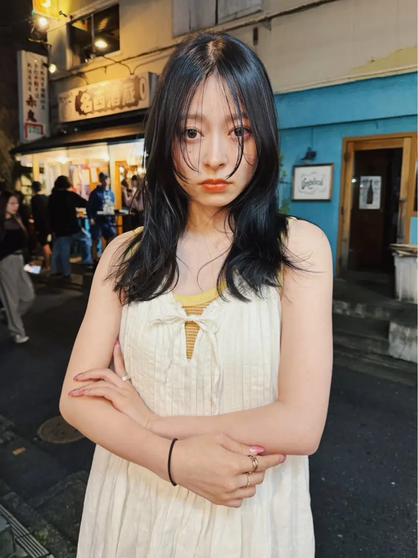 ミディアム カット ナガミ ショウのヘアスタイル