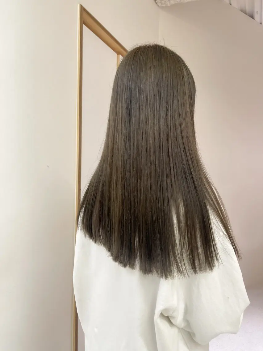 ロング ヘアカラー 蜂須賀🐝縮毛矯正 ストレートパーマのヘアスタイル