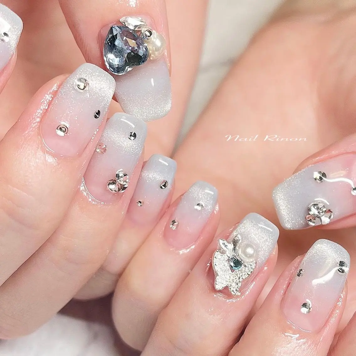 ネイル キラキラネイル ハンドネイル Nail Rinonのネイルデザイン