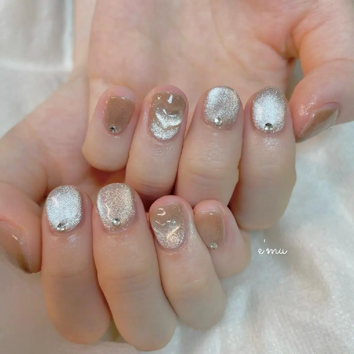 ネイル ハート マグネットネイル ワンカラーネイル ハンドネイル nail salon e'mu💐のネイルデザイン