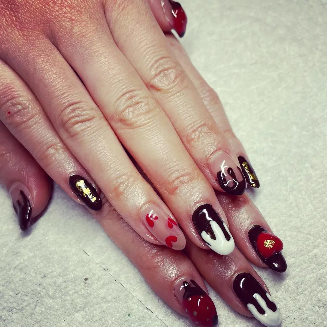 ネイル ハンドネイル CRAZY NAILのネイルデザイン
