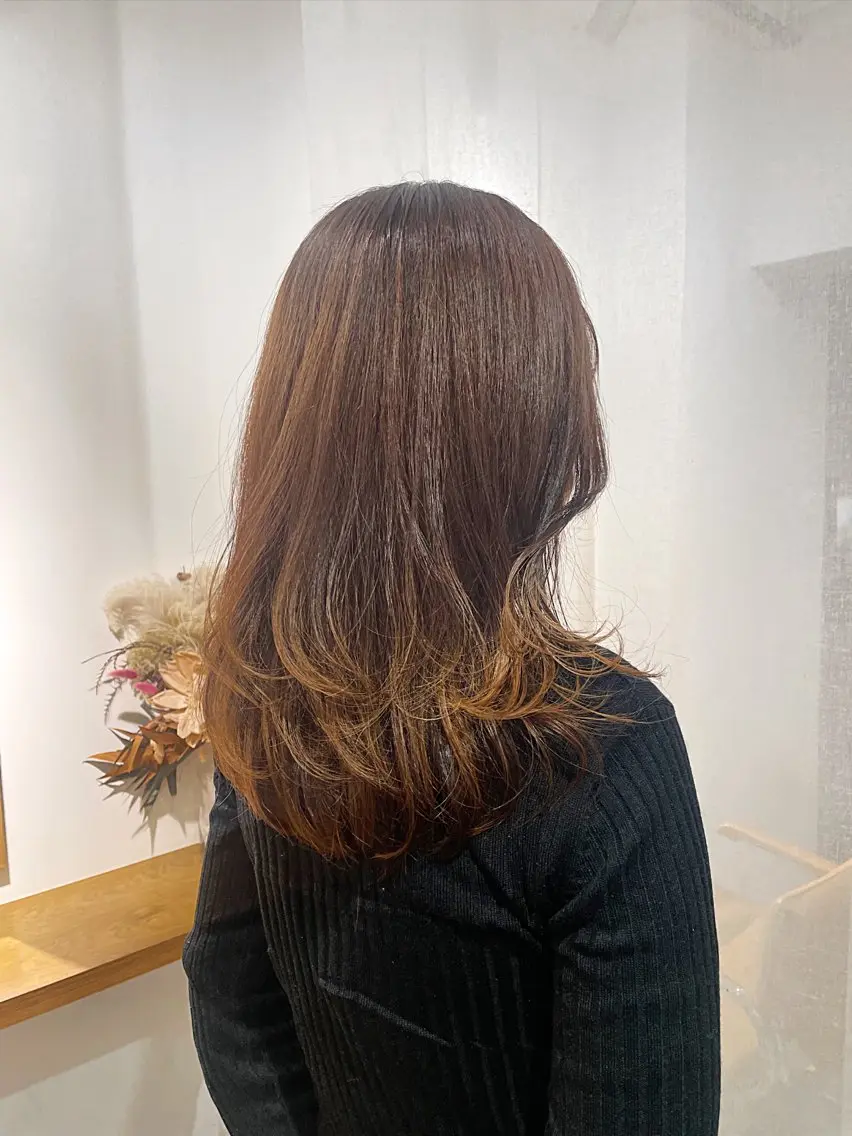 セミロング LOREN/ miuのヘアスタイル