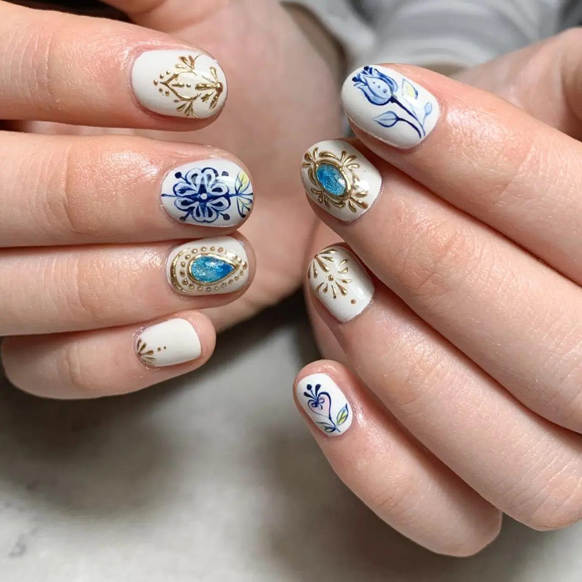 ネイル ハンドネイル FIORITURA aiのネイルデザイン