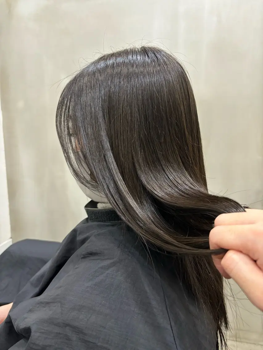 セミロング カラー オリーブカラー ヘアカラー 中園康 /カラー/ブリーチのヘアスタイル