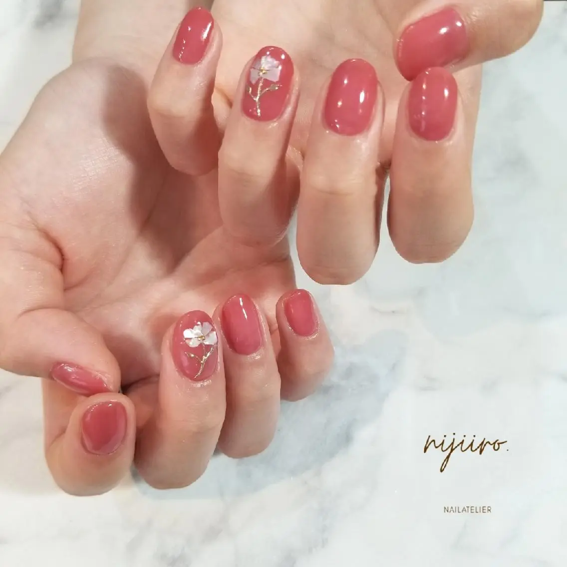 ネイル ハンドネイル nijiiro🌈 サトウのネイルデザイン