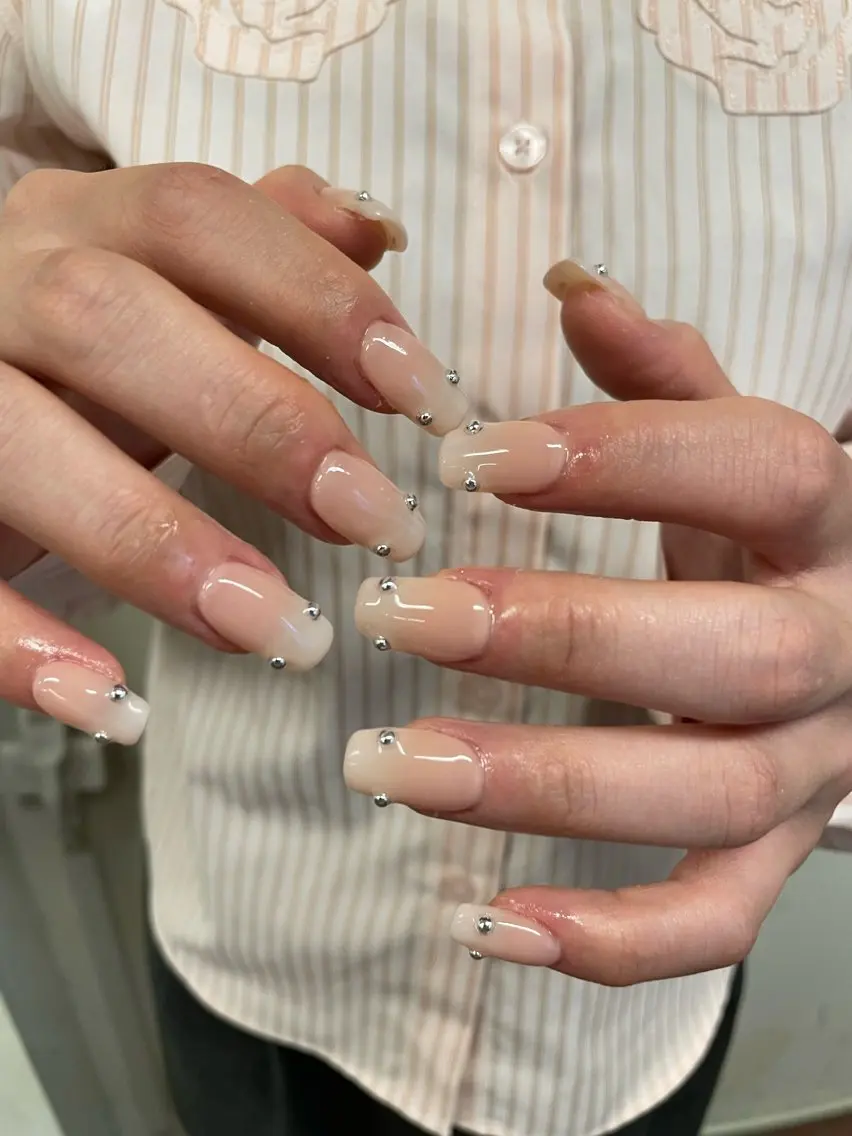 ネイル ハンドネイル shion .のネイルデザイン