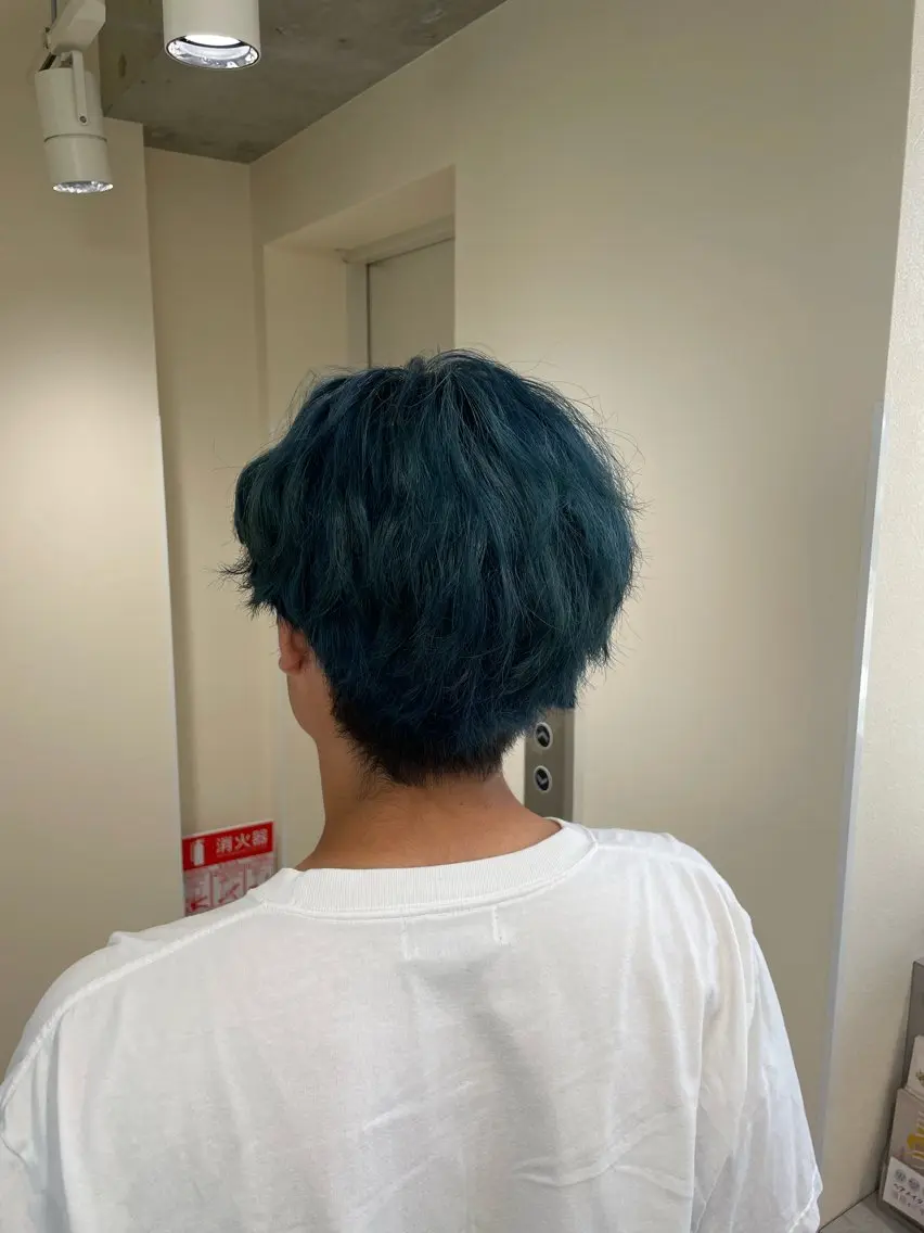 カラー メンズ NaVIユウジ 透明感カラーのヘアスタイル
