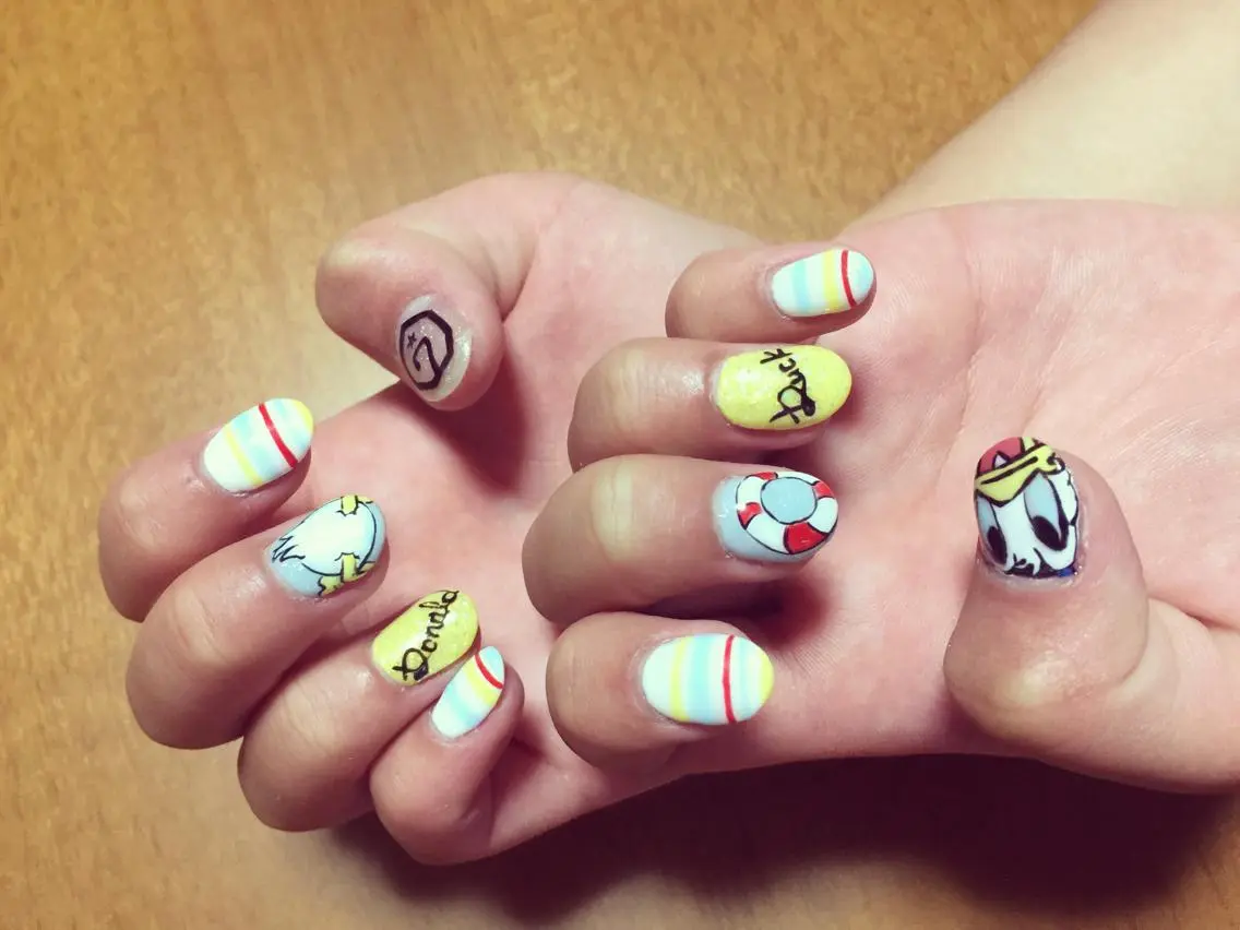 ネイル YÜA NAILのネイルデザイン