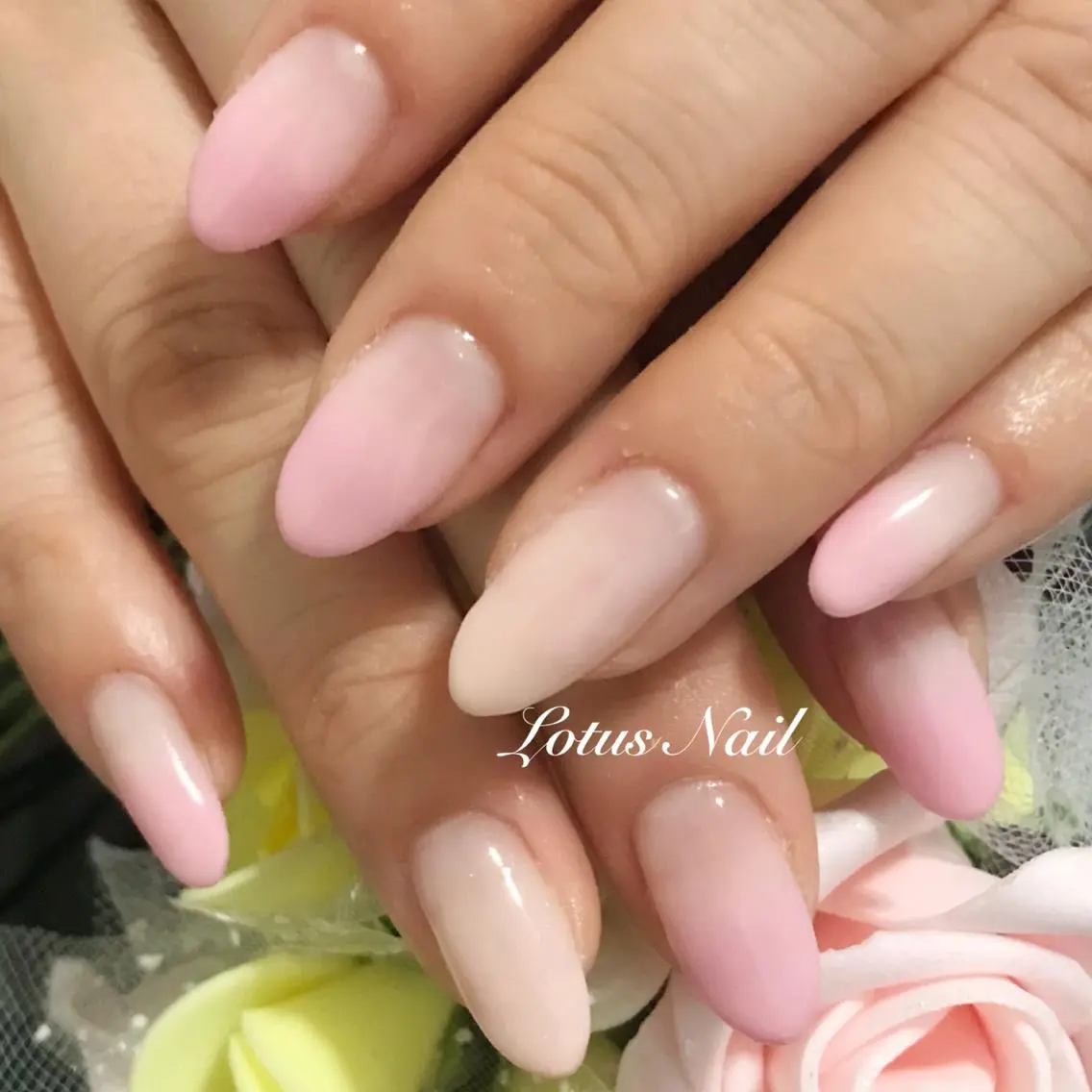 ネイル ハンドネイル Lotus Nailのネイルデザイン
