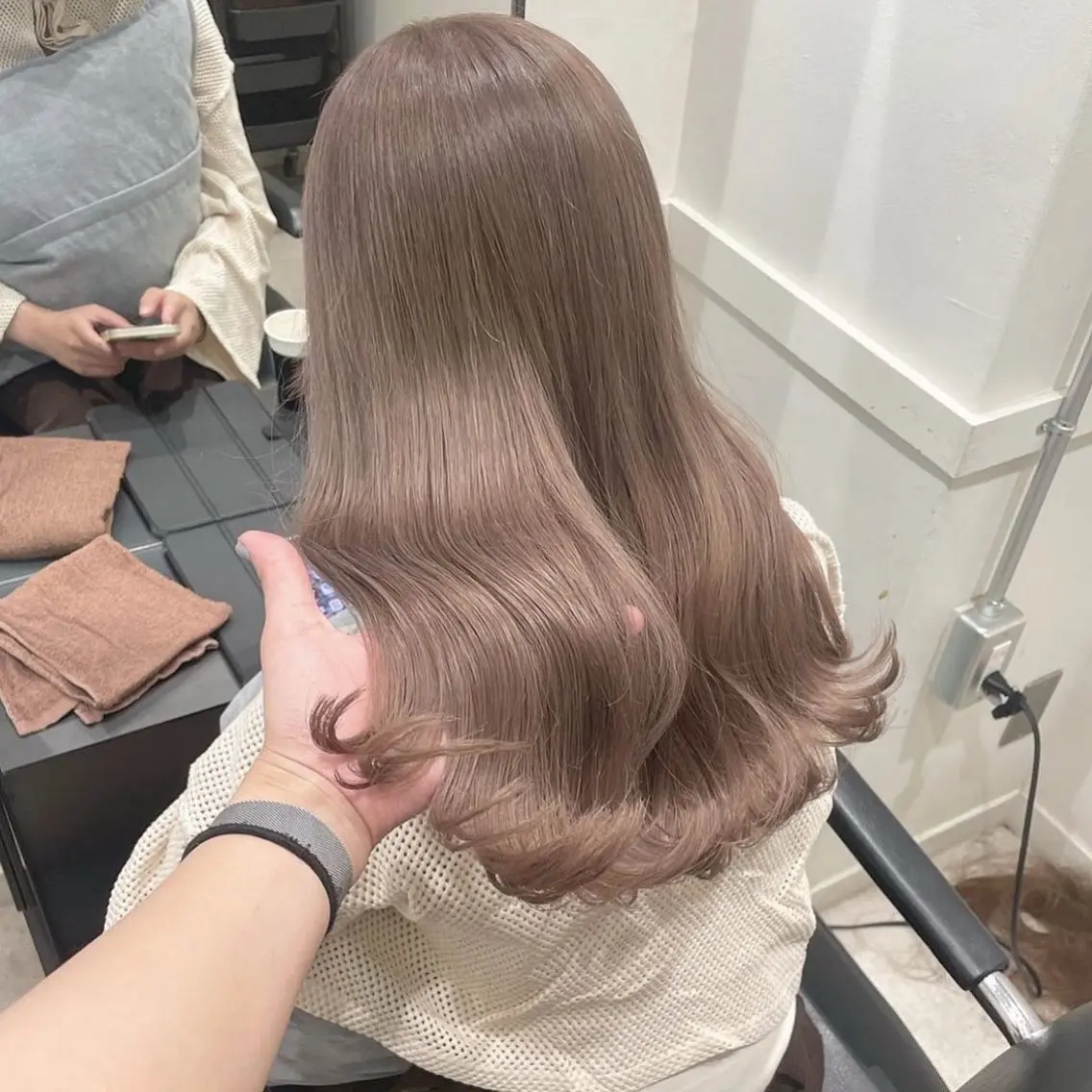 【🌼95%ダメージカット🌼】カット＋ケアブリーチ1回＋カラー＋クイックTRの写真