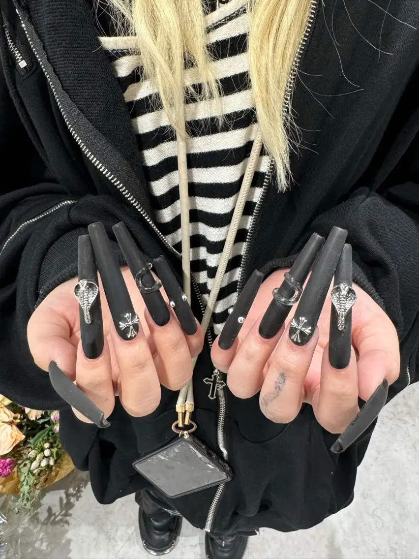 ネイル ハンドネイル IROHA NAIL 北村菜帆のネイルデザイン