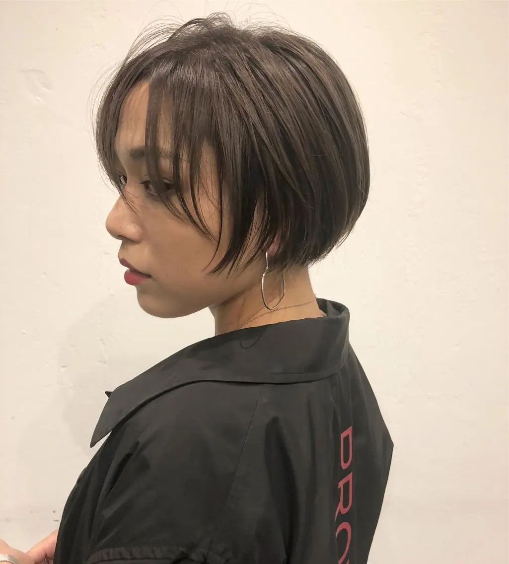 ショート カラー ヘアアレンジ ブリーチ ケアブリーチ グレージュ ショートヘア Teramura Kaoriのヘアスタイル