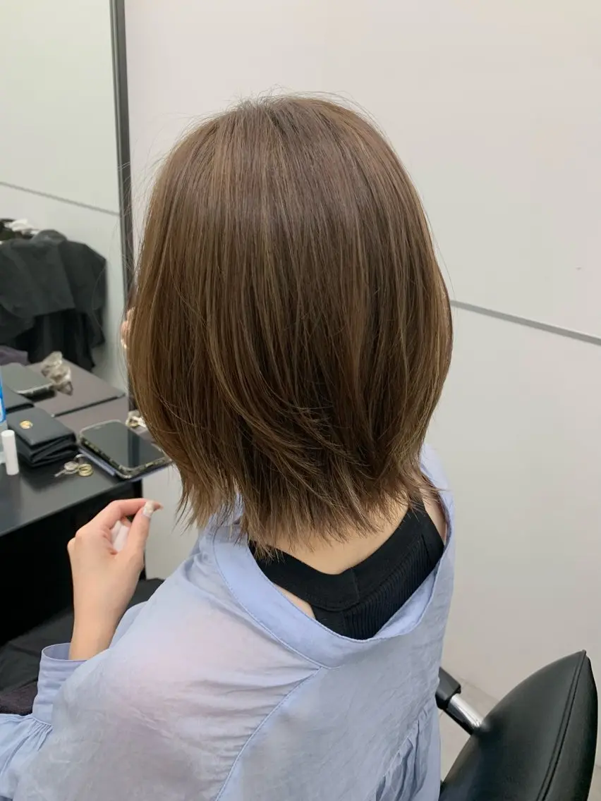 ショート カラー ボブレイヤー アッシュ アッシュグレー アッシュグレージュ グレージュ カット ヘアカラー トリートメント 本格ヘッドスパ🌿 ×ヘア 佐藤のヘアスタイル