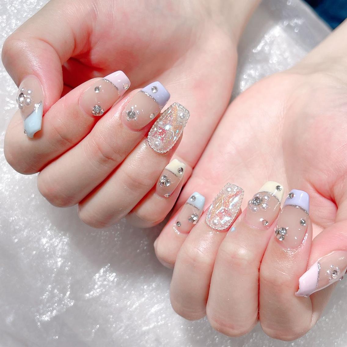 ネイル ハンドネイル Queens テイのネイルデザイン