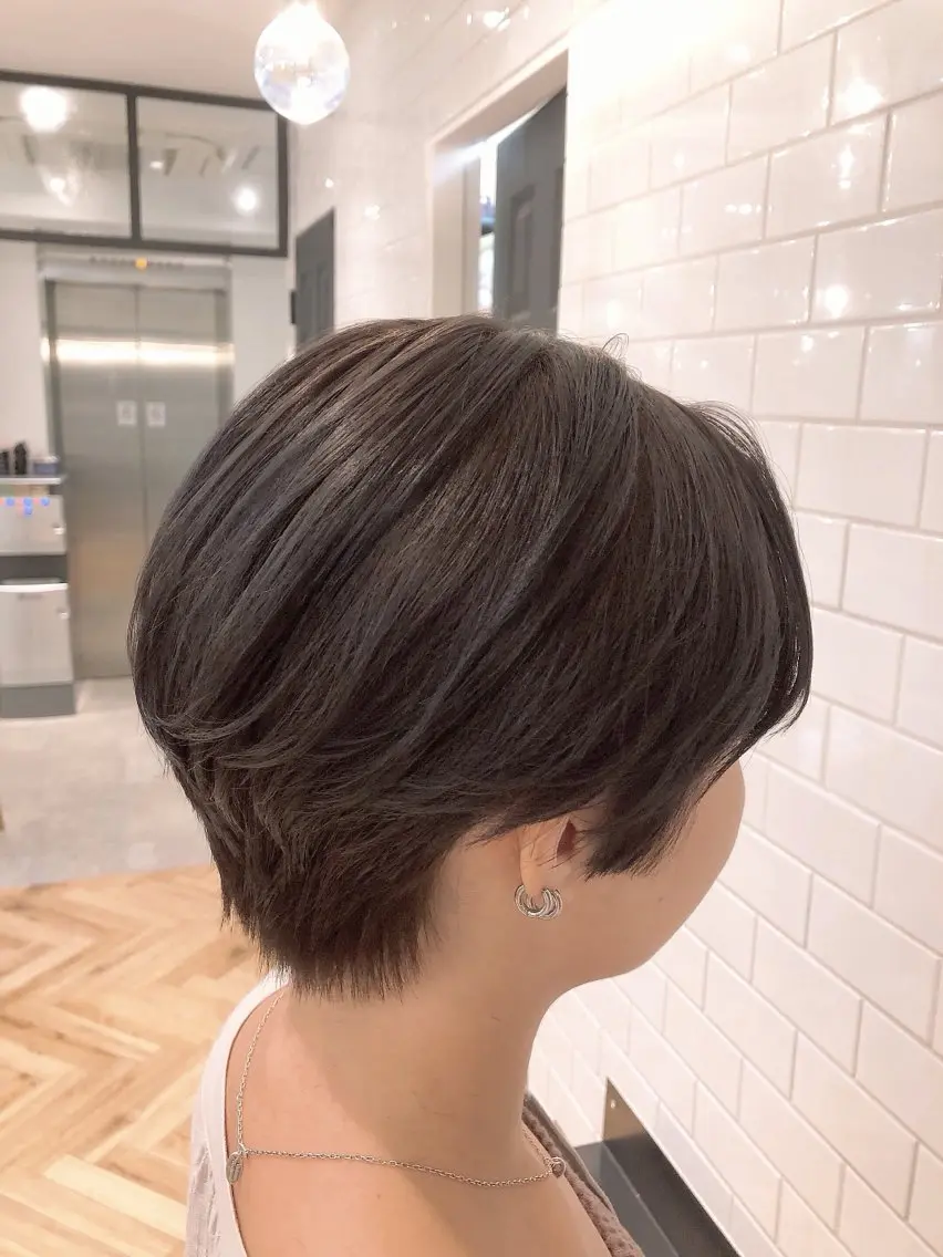ショート カラー カット トリートメント 🌈髪質改善🌈 過去の1艶サラ体験✨のヘアスタイル