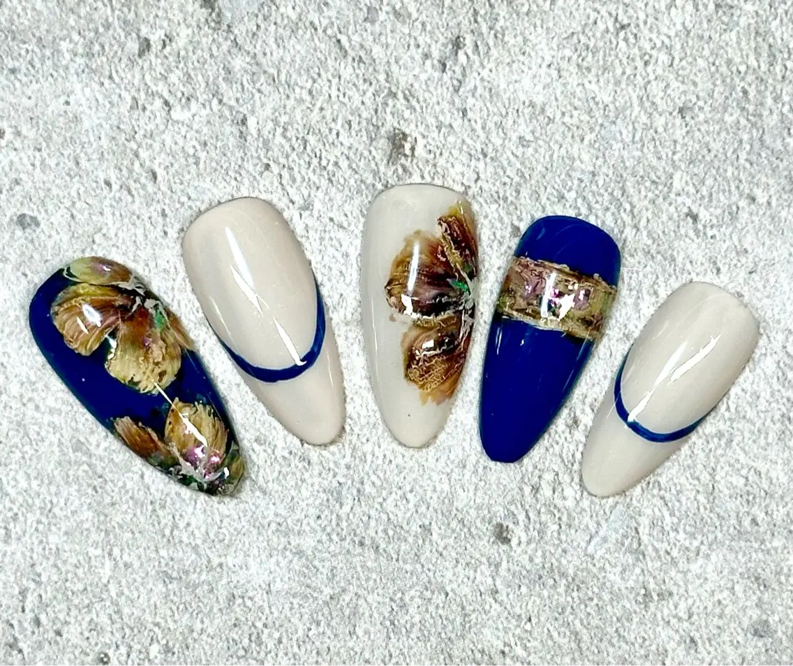 ネイル キラキラネイル ラメ(グリッター) マグネットネイル ミラーネイル ニュアンスネイル Mai’s nailのネイルデザイン