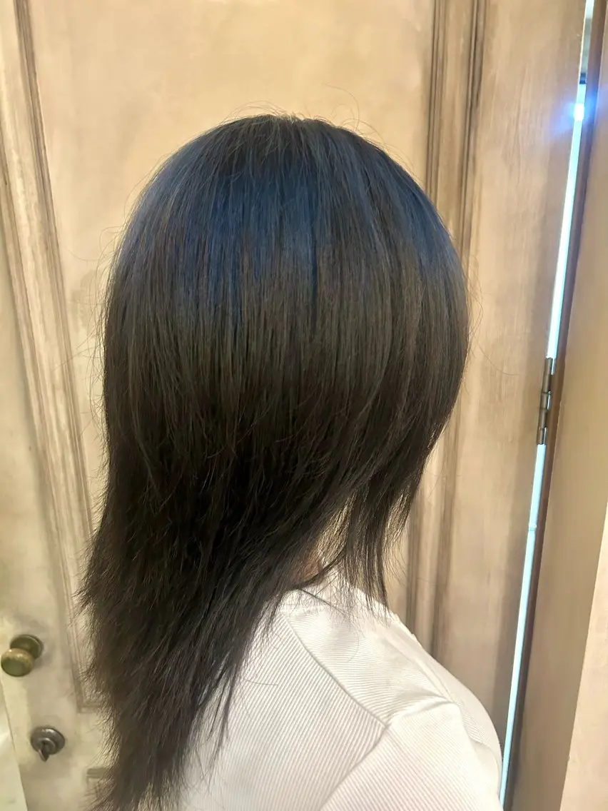 カラー 津村 優明のヘアスタイル