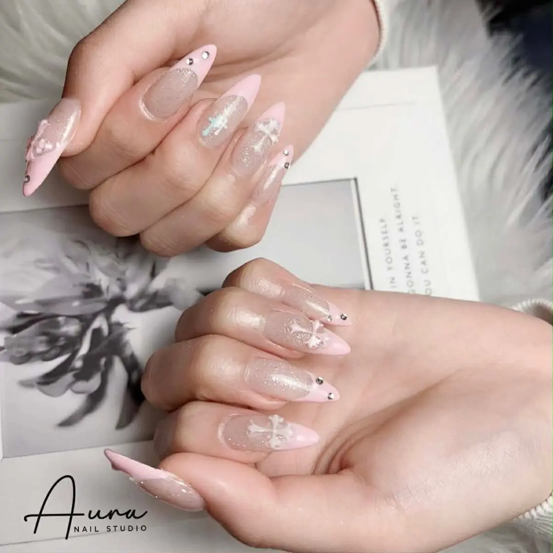 ネイル ハンドネイル Aura Nail Studioのネイルデザイン
