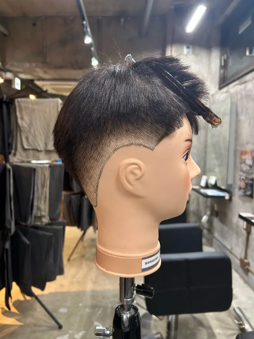ショート kearny上野/ メンズカットのヘアスタイル