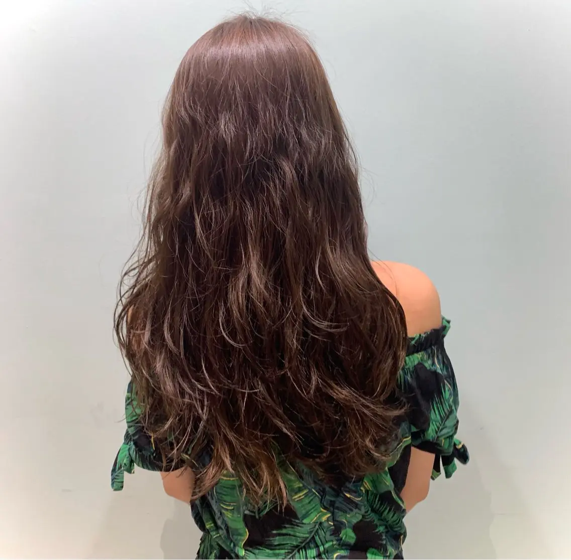 ロング カラー ブラウンカラー ナチュラルブラウン カットカラー/鎌倉 縮毛矯正/大空のヘアスタイル