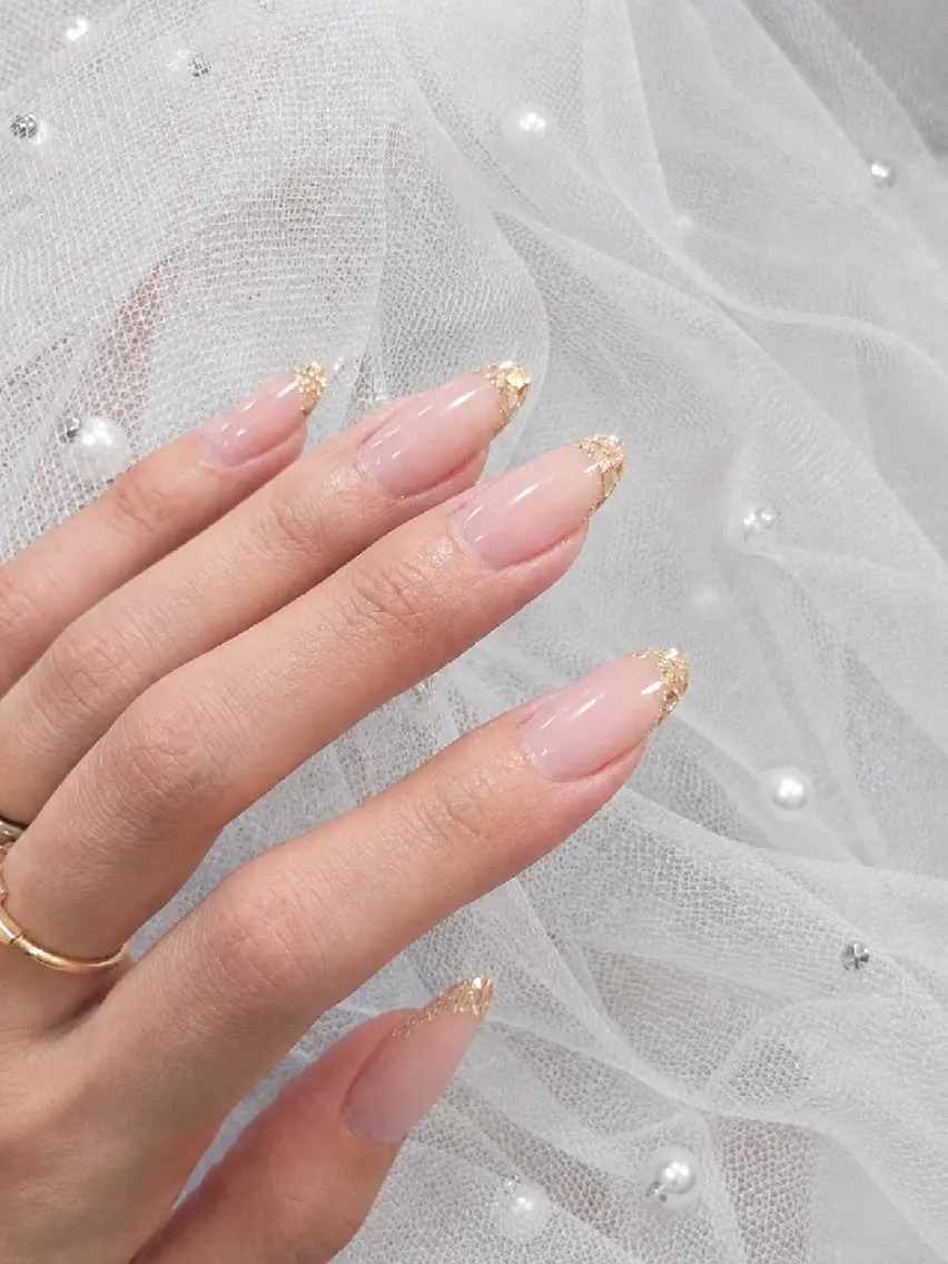 ネイル フレンチネイル ガラスフレンチ ハンドネイル nail salon calm+ のネイルデザイン