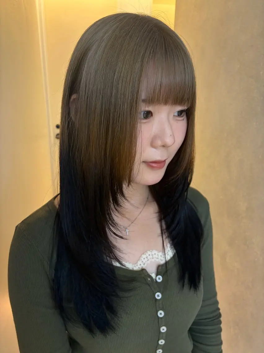 カラー ヘアカラー ハイトーン/デザイン ハッシュカット/セナのヘアスタイル