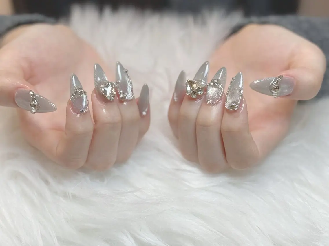 ネイル ハンドネイル Chanie Nail Spaのネイルデザイン