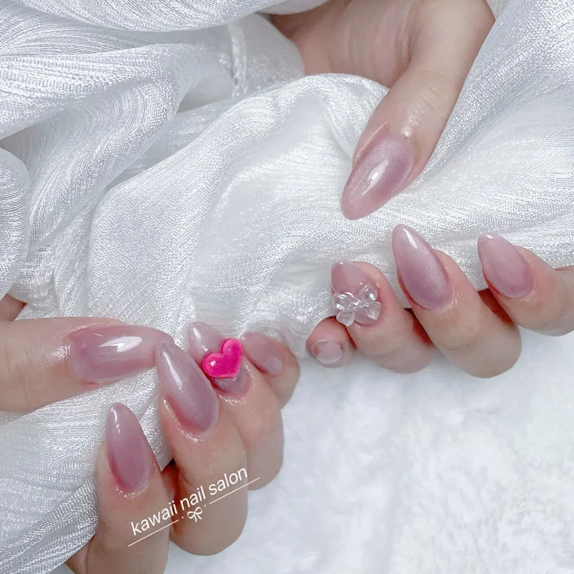 ネイル ドット フレンチネイル 韓国ネイル マグネットネイル オフィスネイル Kawaii Nail Salonのネイルデザイン