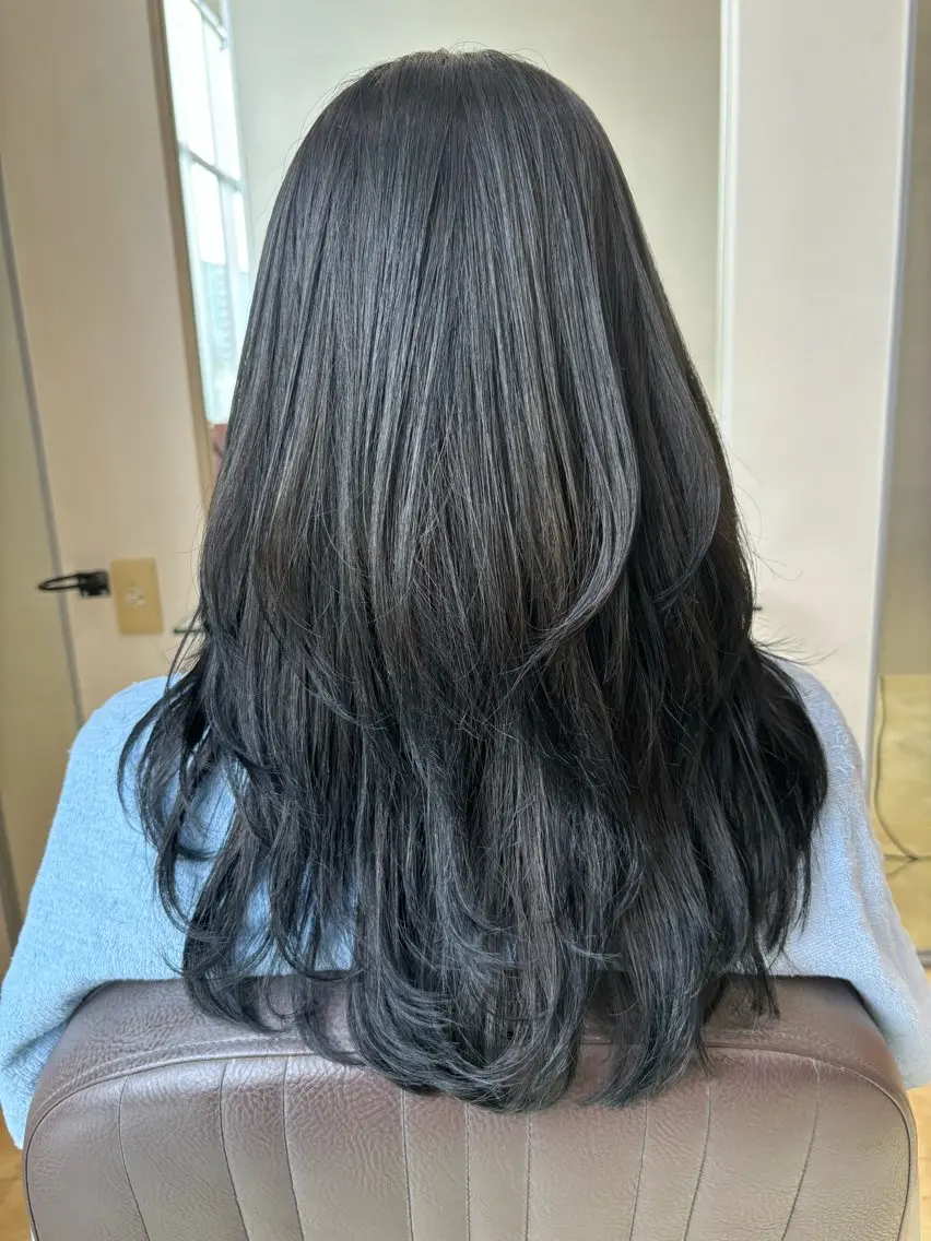 ロング カラー カット パーマ 亀山 来未のヘアスタイル