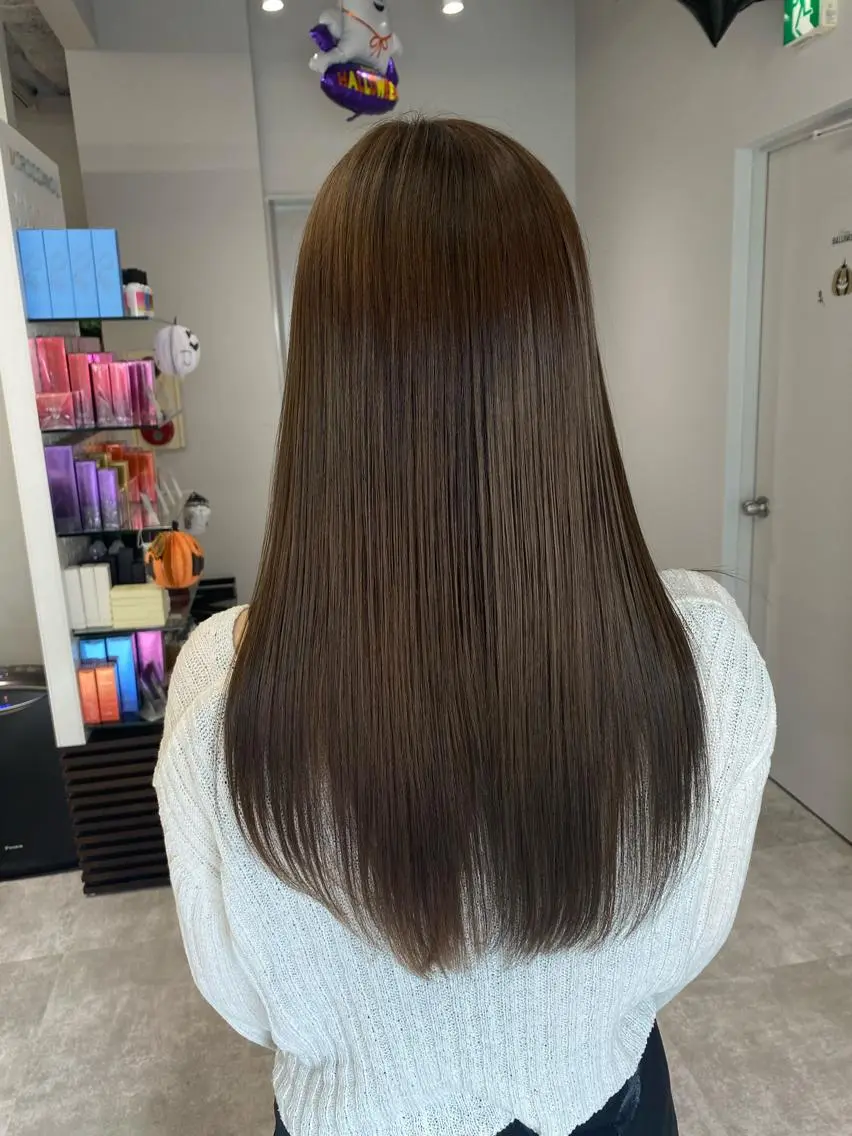 似合わせカット+ナチュラル縮毛矯正(ブリーチ毛は不可)の写真