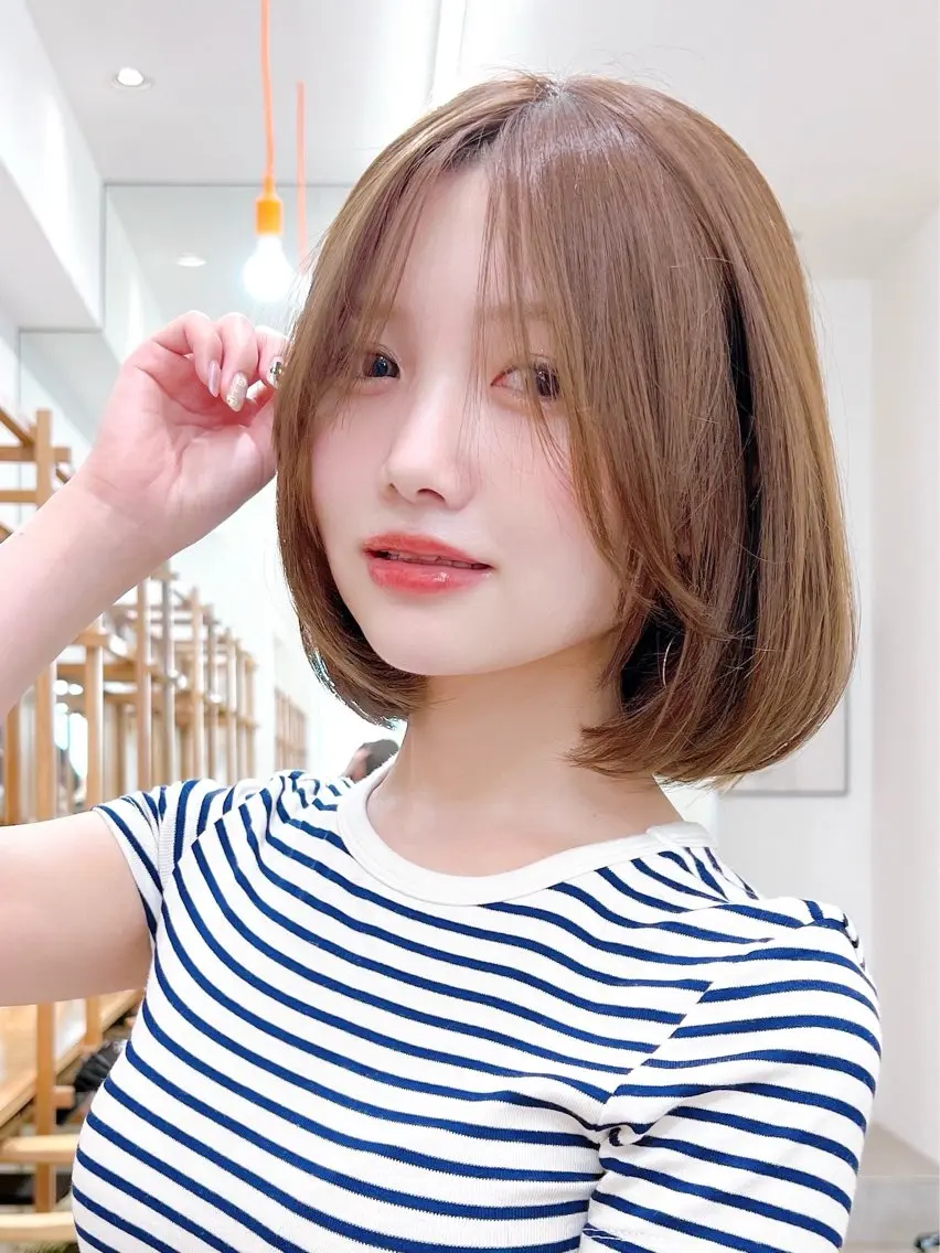 ショート ショートボブ ショートレイヤー 丸みショート ボブ くびれヘア 小顔ショート🌿 Say.石川葵のヘアスタイル